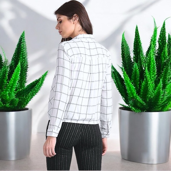 GAP Women White Windowpane Plaid Wrap-Front Shirt - Picture 4 of 16